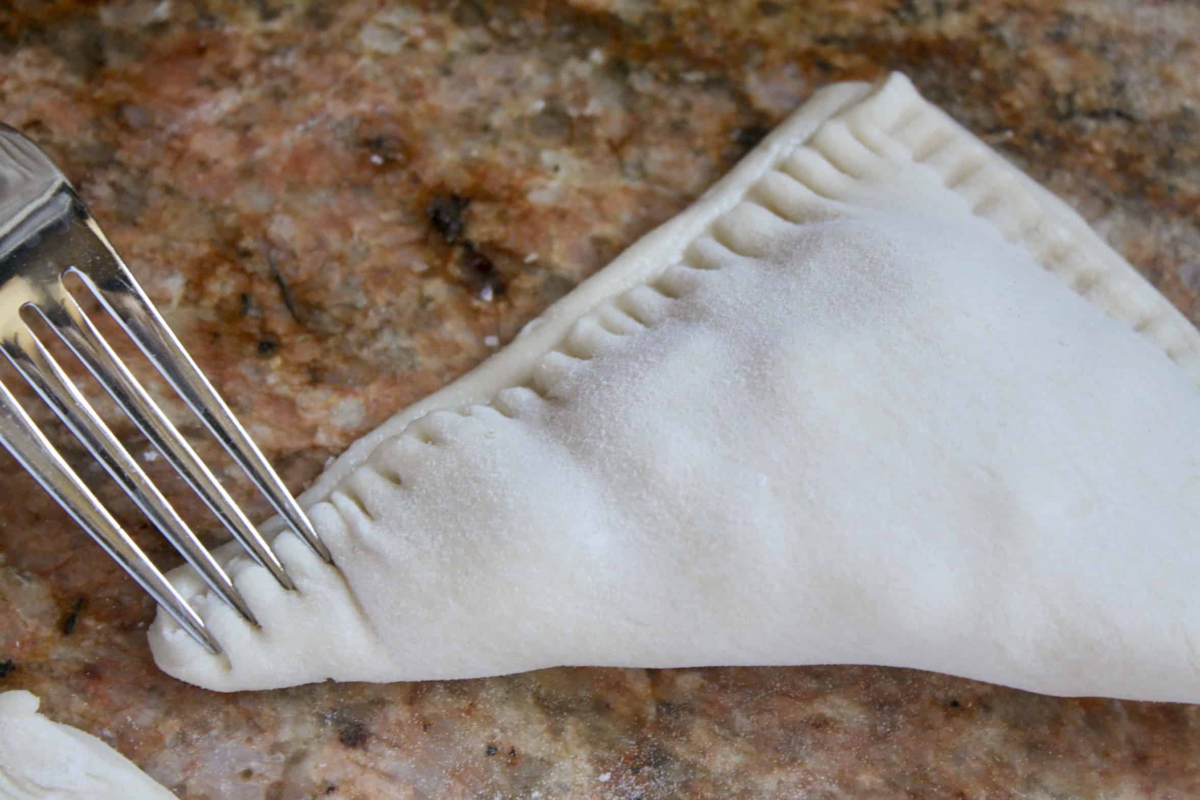 crimping puff pastry