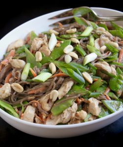 Spicy soba noodles with chicken and peanut sauce