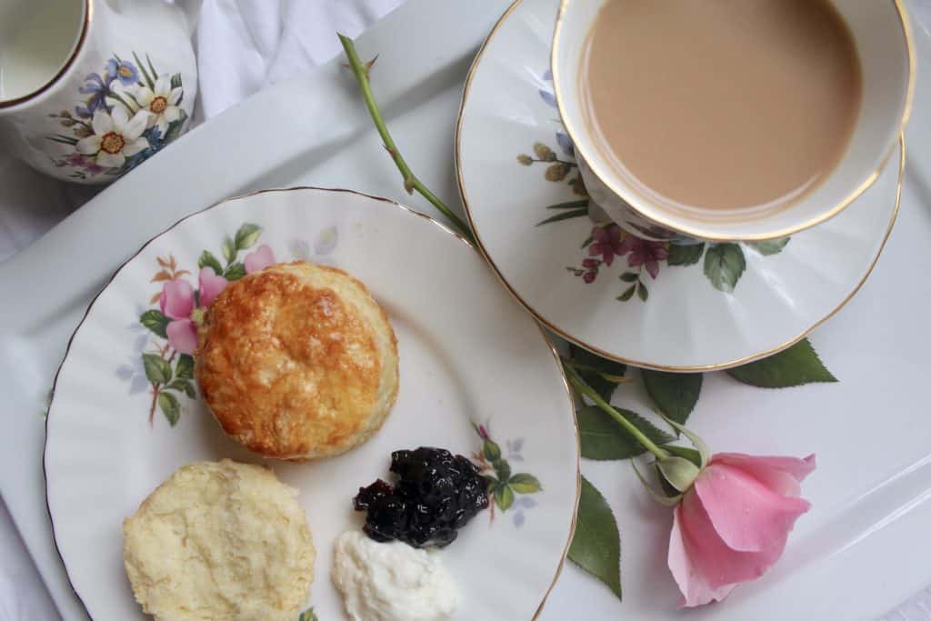 afternoon tea scones with tea