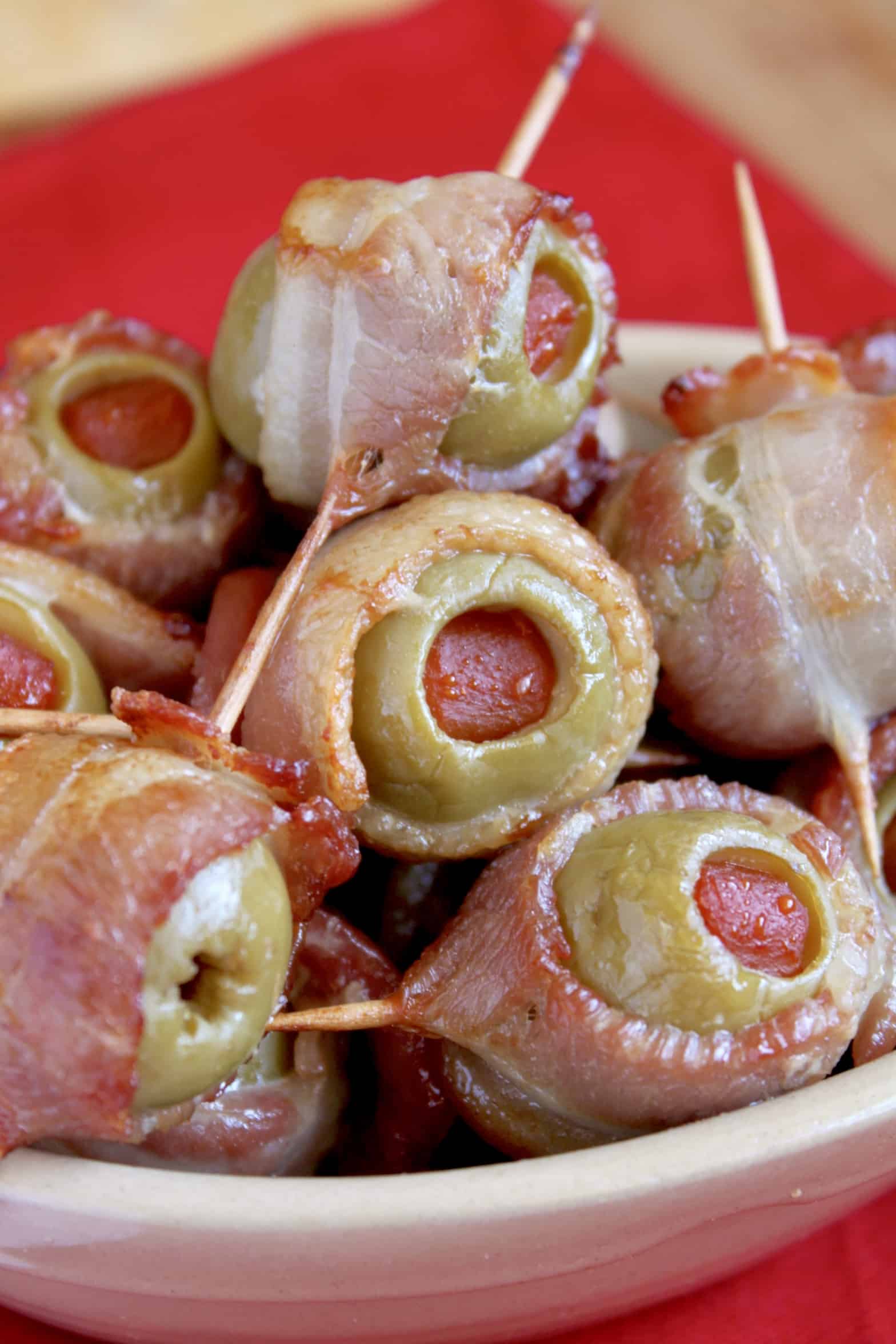 bacon wrapped olives 