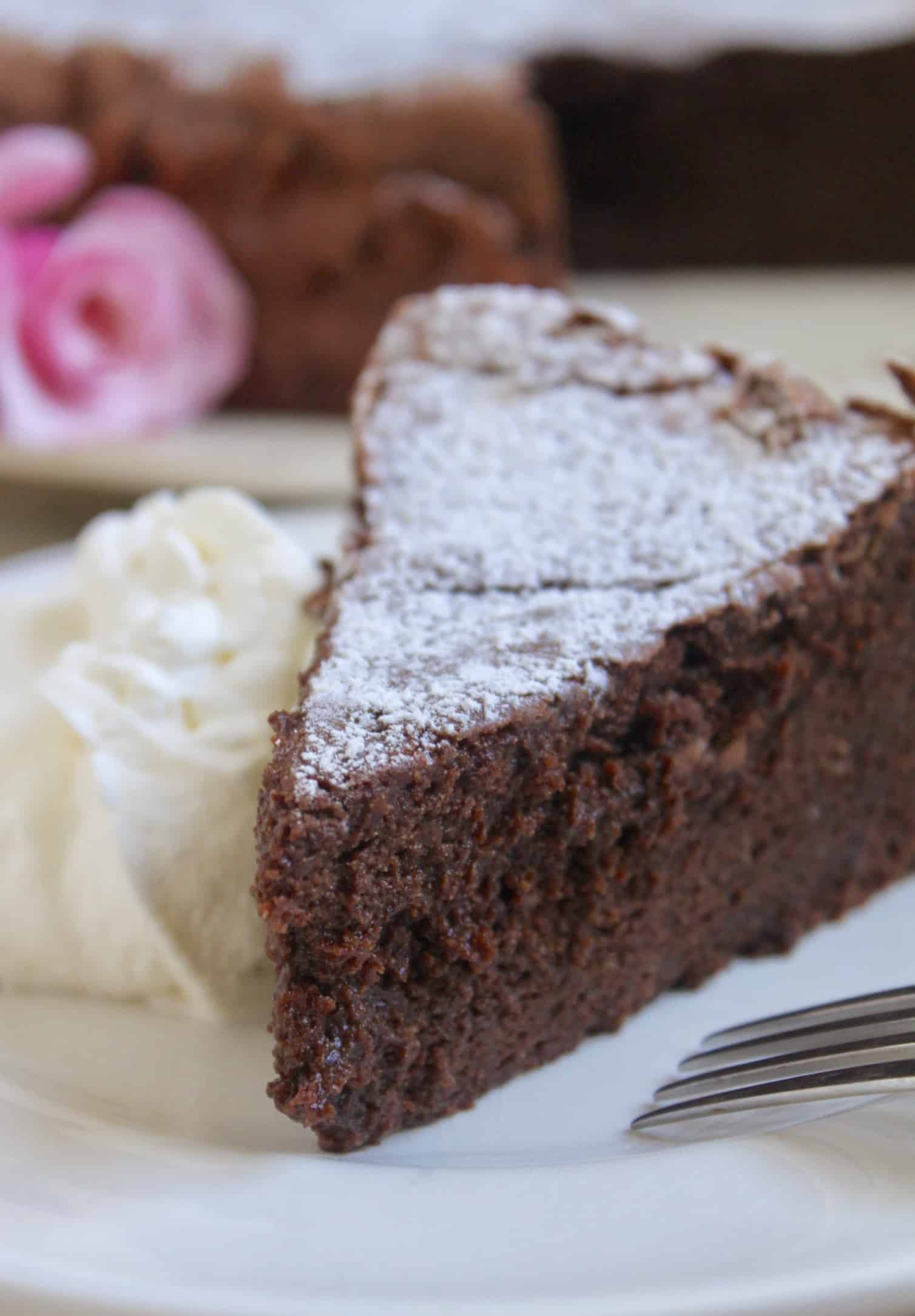 flourless chocolate torte with cream