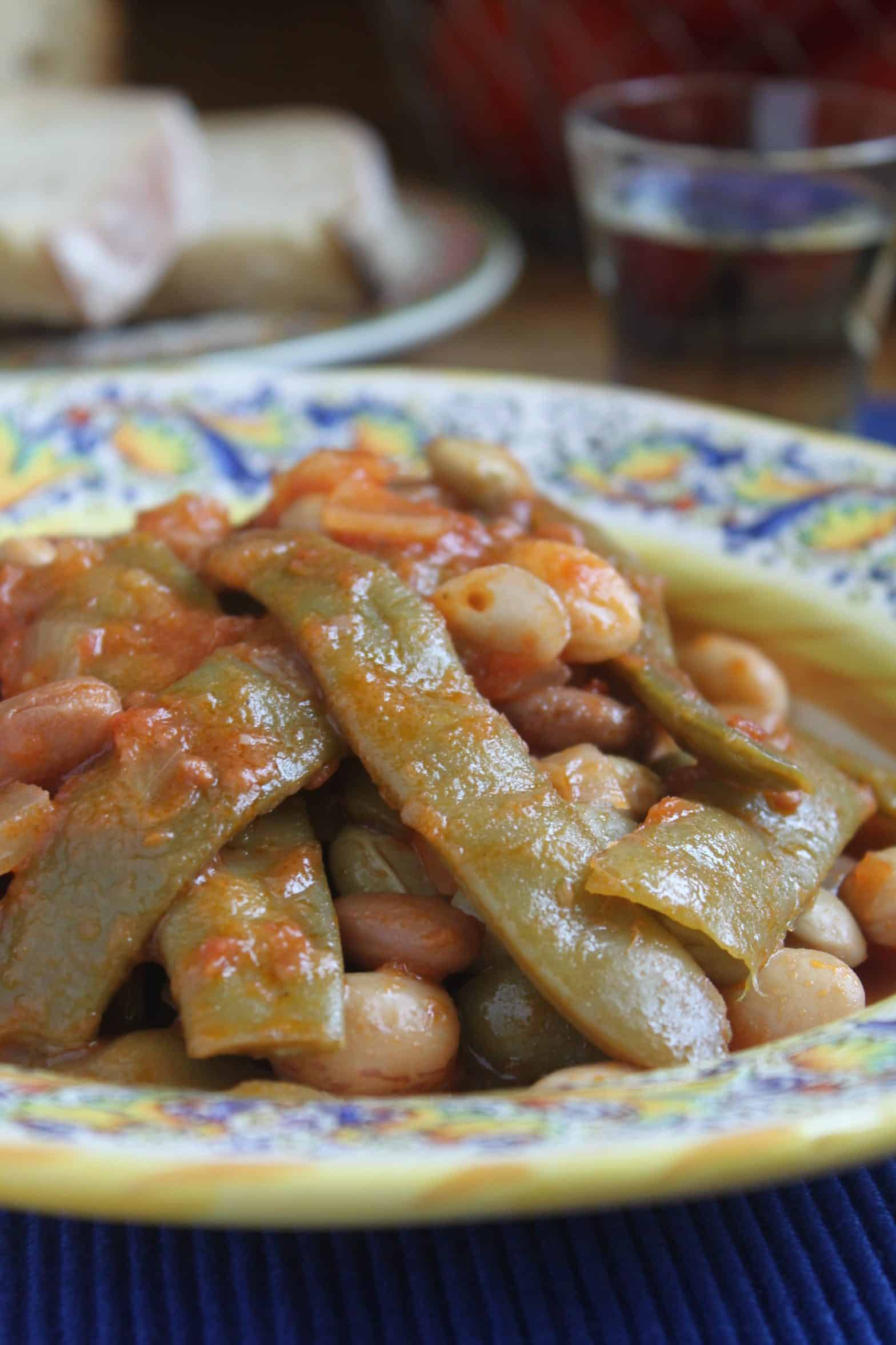 italian green beans with wine and bread