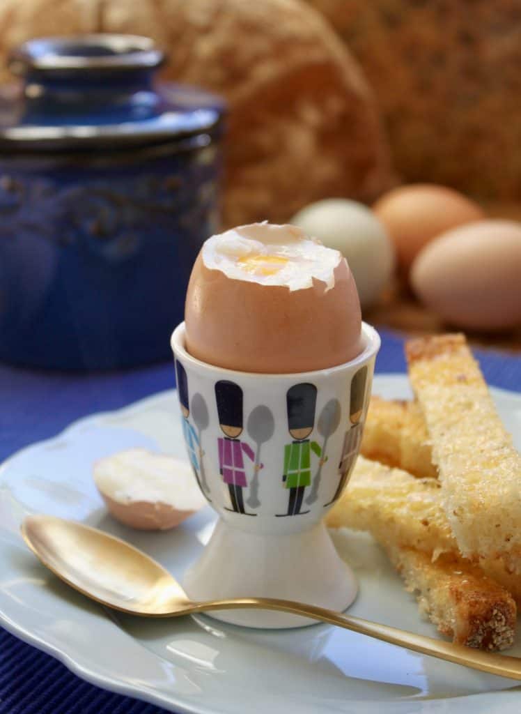 dippy egg and soldiers with a soldiers egg cup