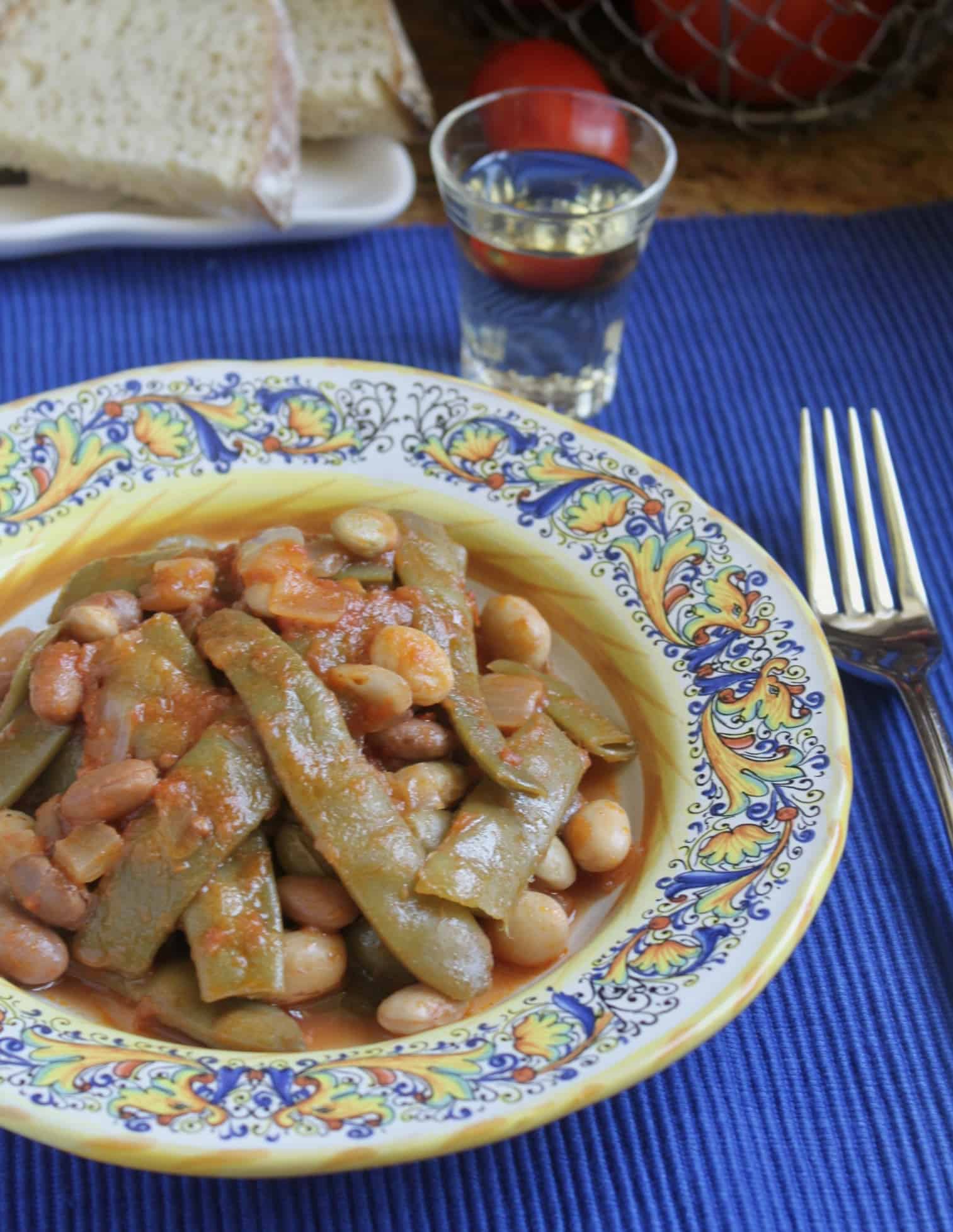 italian green beans with wine and bread