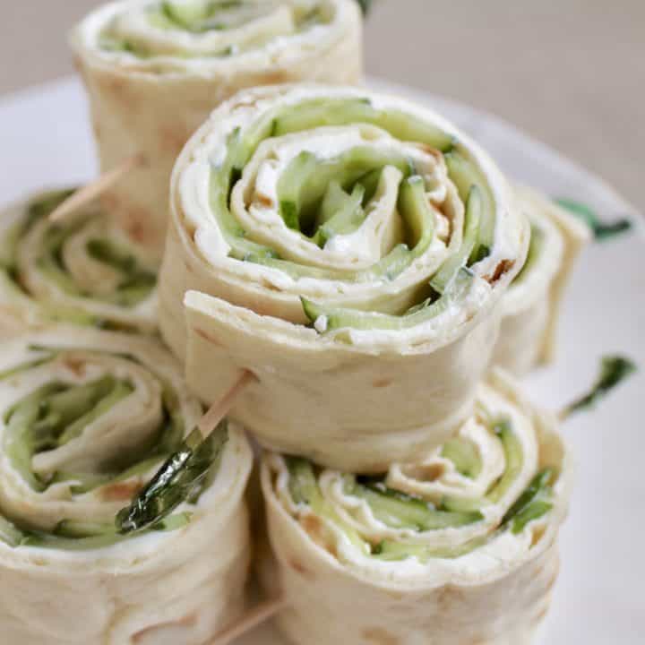 cucumber and cream cheese sandwich rolls