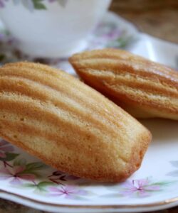 madeleines on a saucer with tea