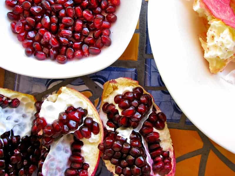 How to Open a Pomegranate