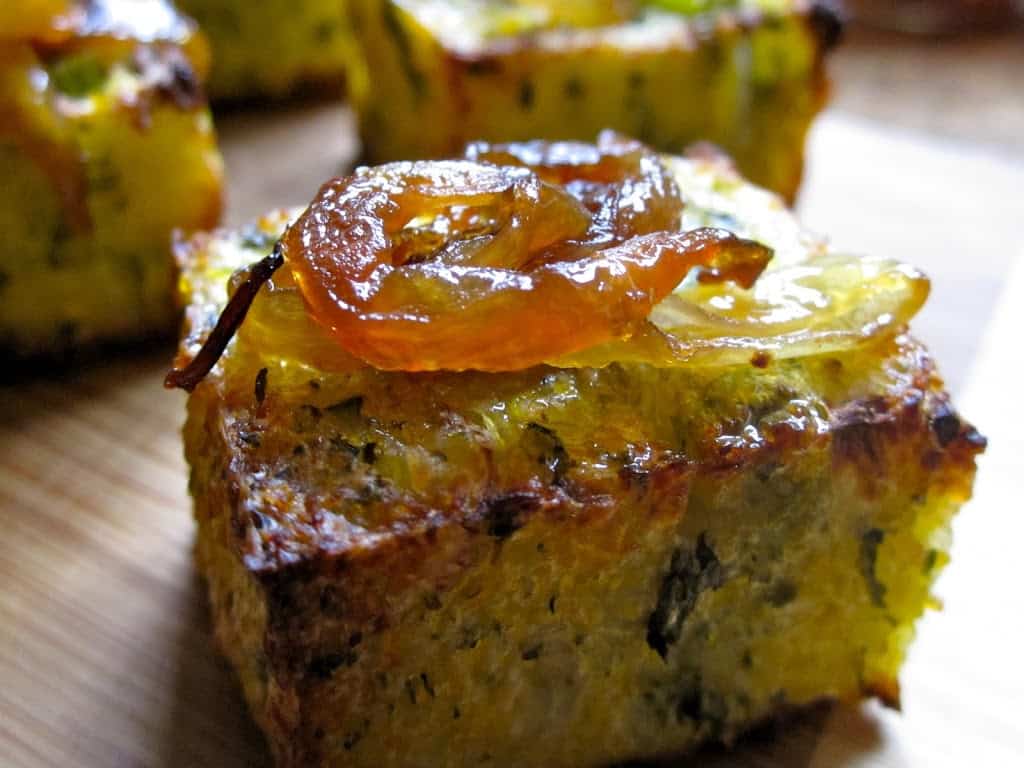 Polenta mit karamellisierten Zwiebeln