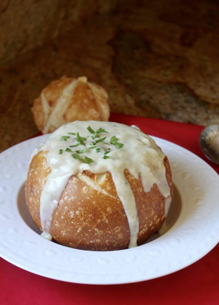 clam chowder without cream in a sourdough bread bowl