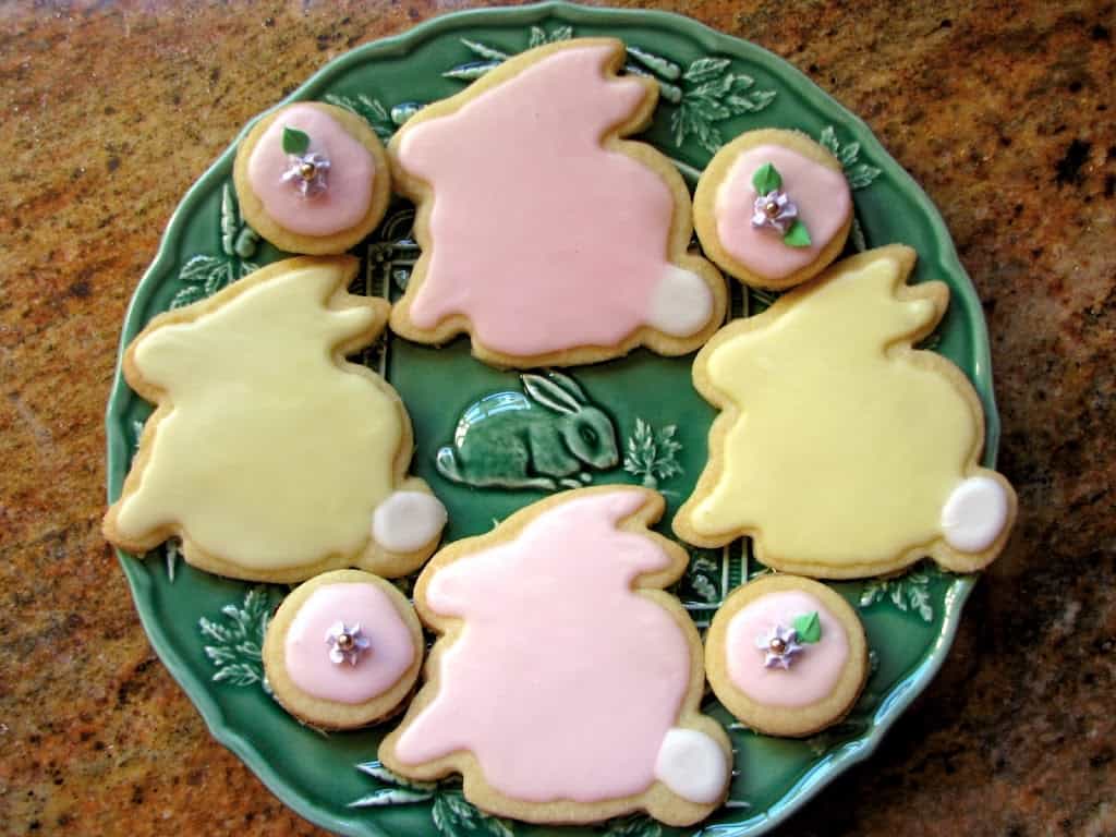 Pretty Pastel Springtime Easter Cookies