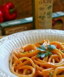bucatini pasta red pepper peas parsley italian dish sauce recipe