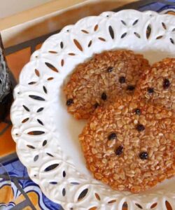 caramel currant oat cookies on a pretty plate