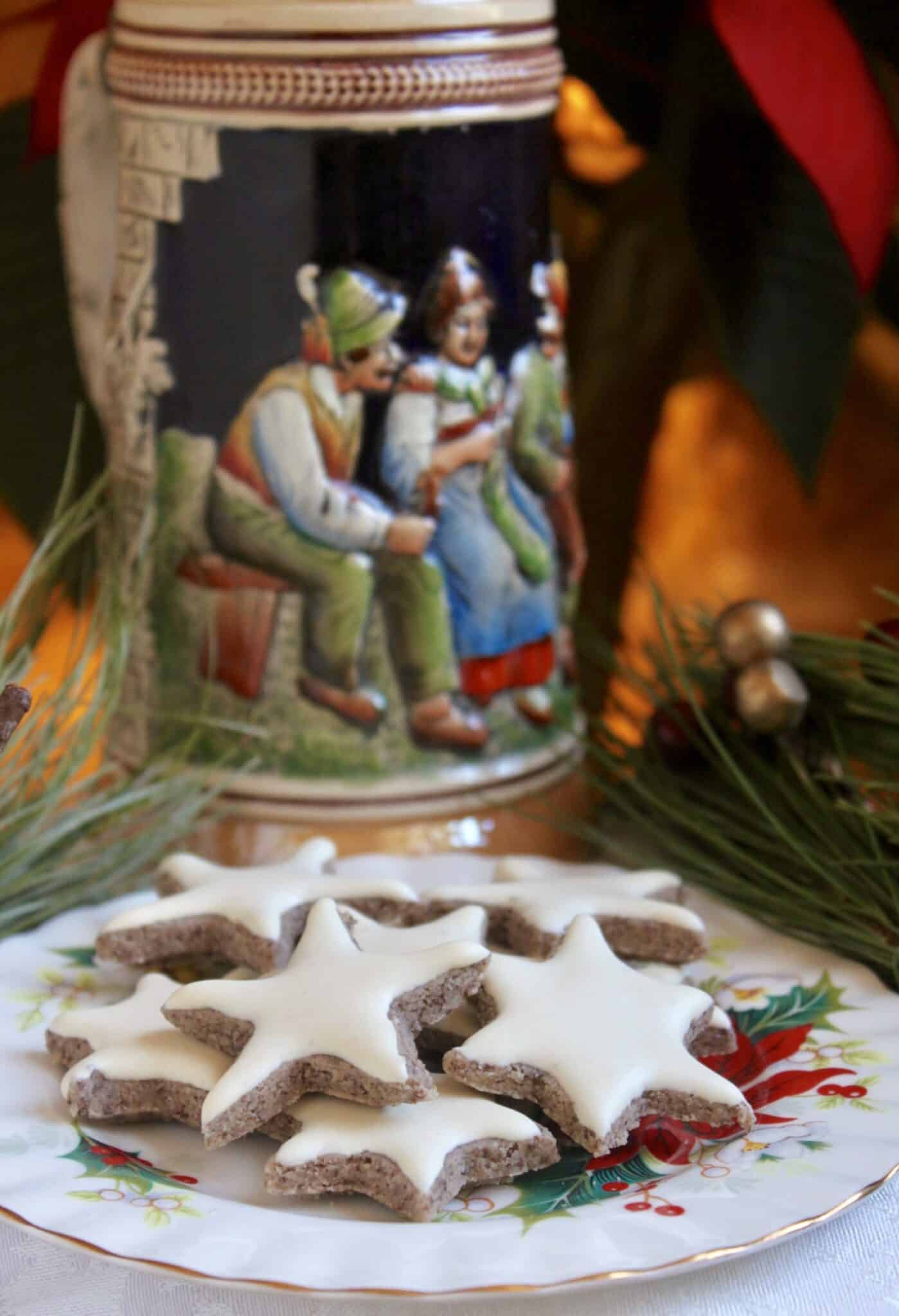 Zimtsterne: German Cinnamon Stars (German Christmas Cookies) - Christina's Cucina