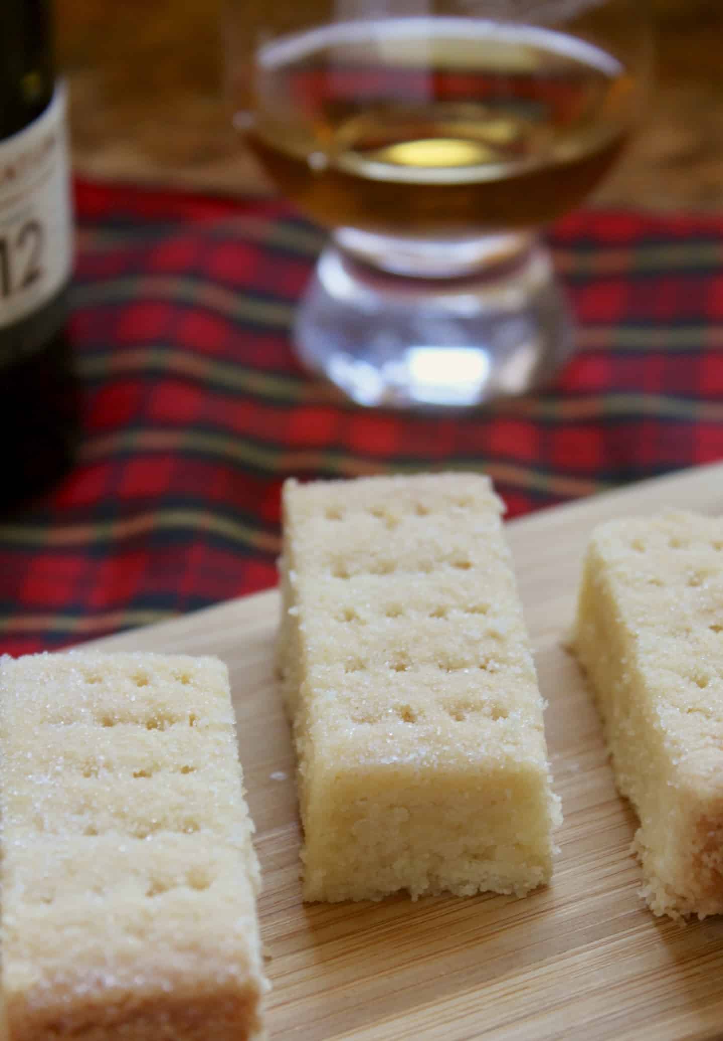 shorbread fingers and whisky