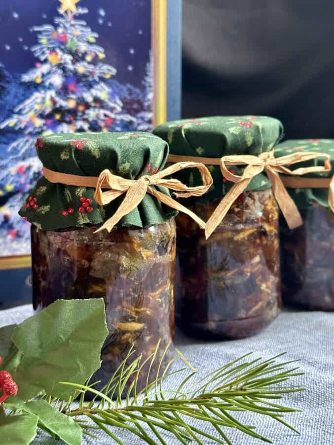 mincemeat in jars