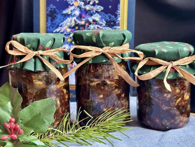 mincemeat in jars