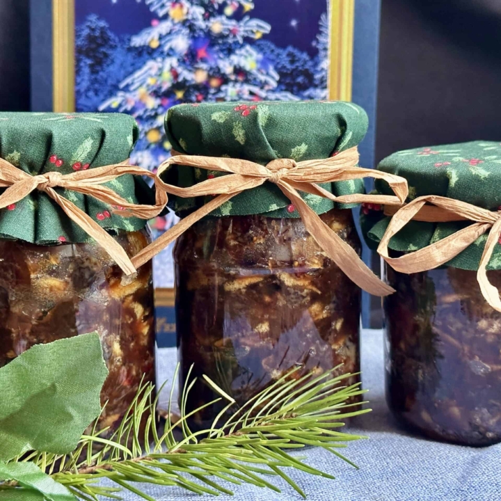 mincemeat in jars