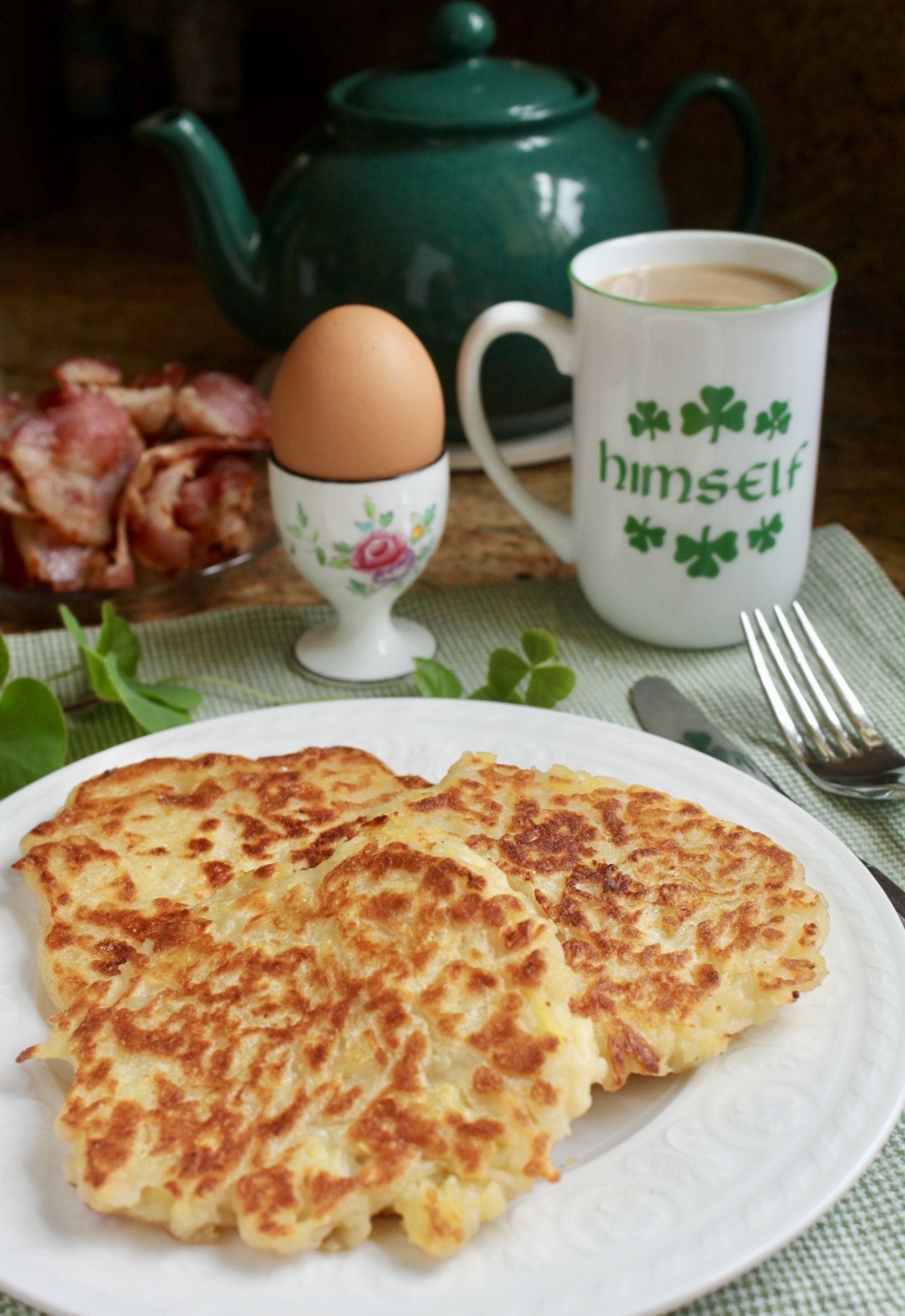 traditional Irish boxty for breakfast with tea