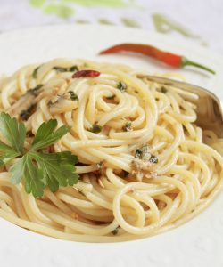 spaghetti with anchovies