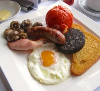 breakfast at the Mermaid Inn in Rye with black pudding