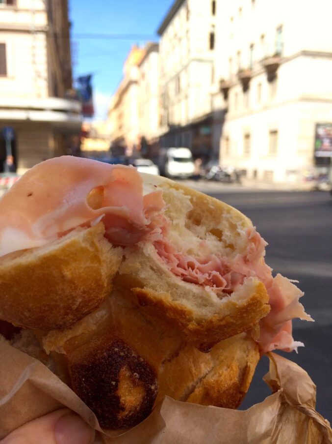 panino con mortadella