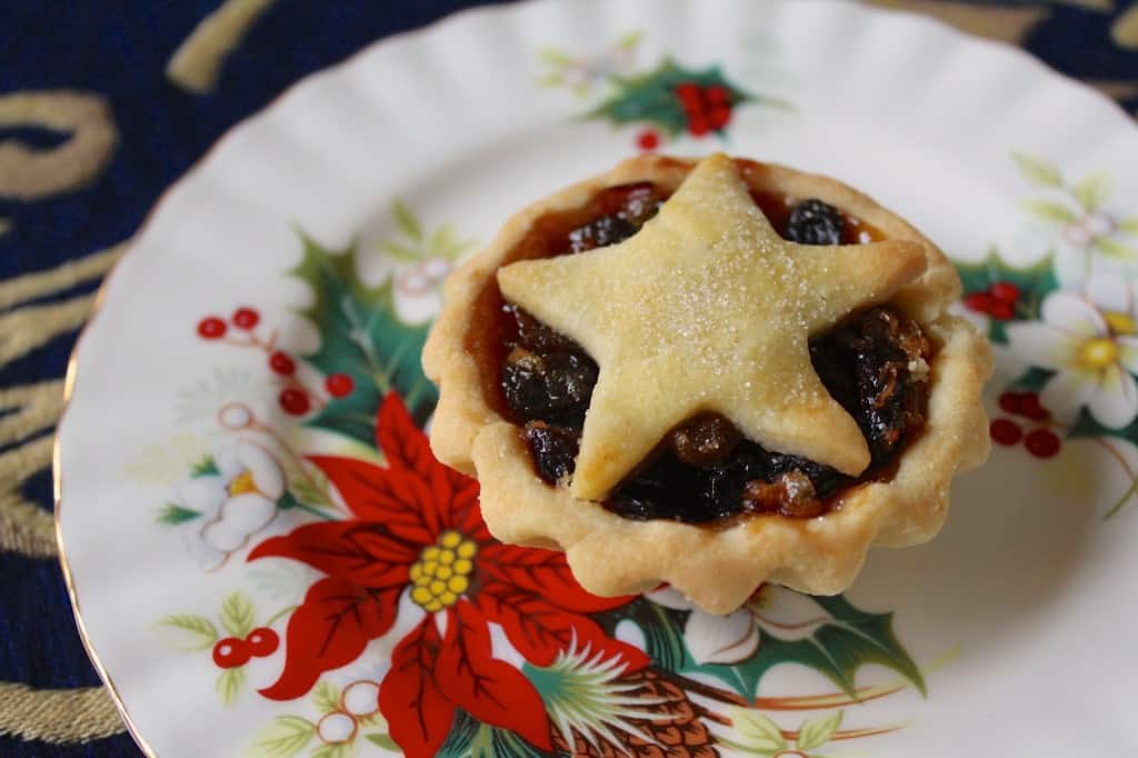 British mince pie on a Christmas plate