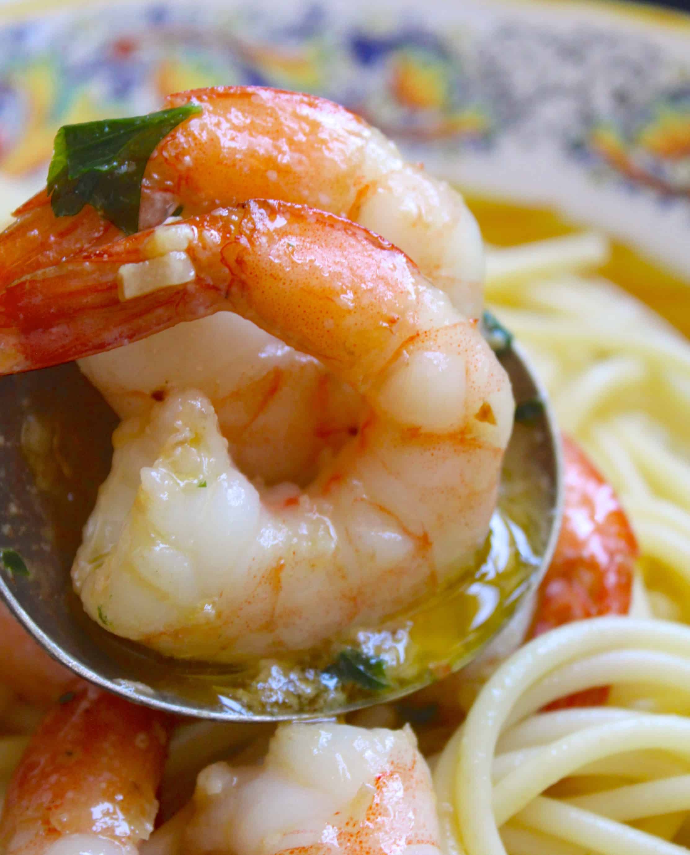 Simple Garlic &amp; Butter Shrimp with Spaghetti (Shrimp Scampi ...