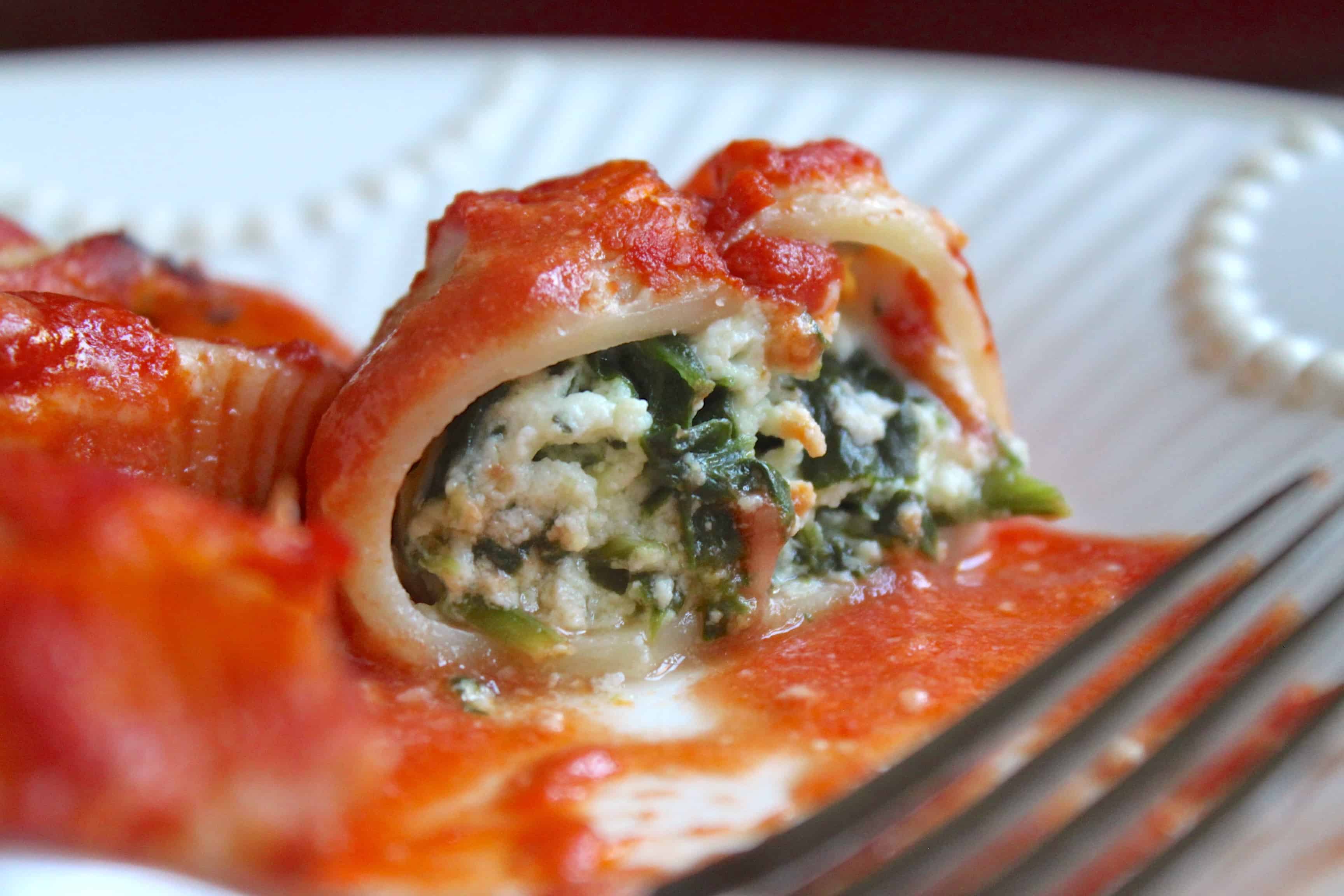 spinach and ricotta stuffed shells