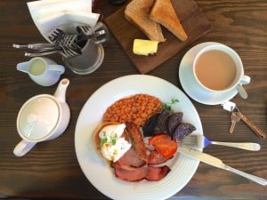 Full English Breakfast at the Bull and Hide