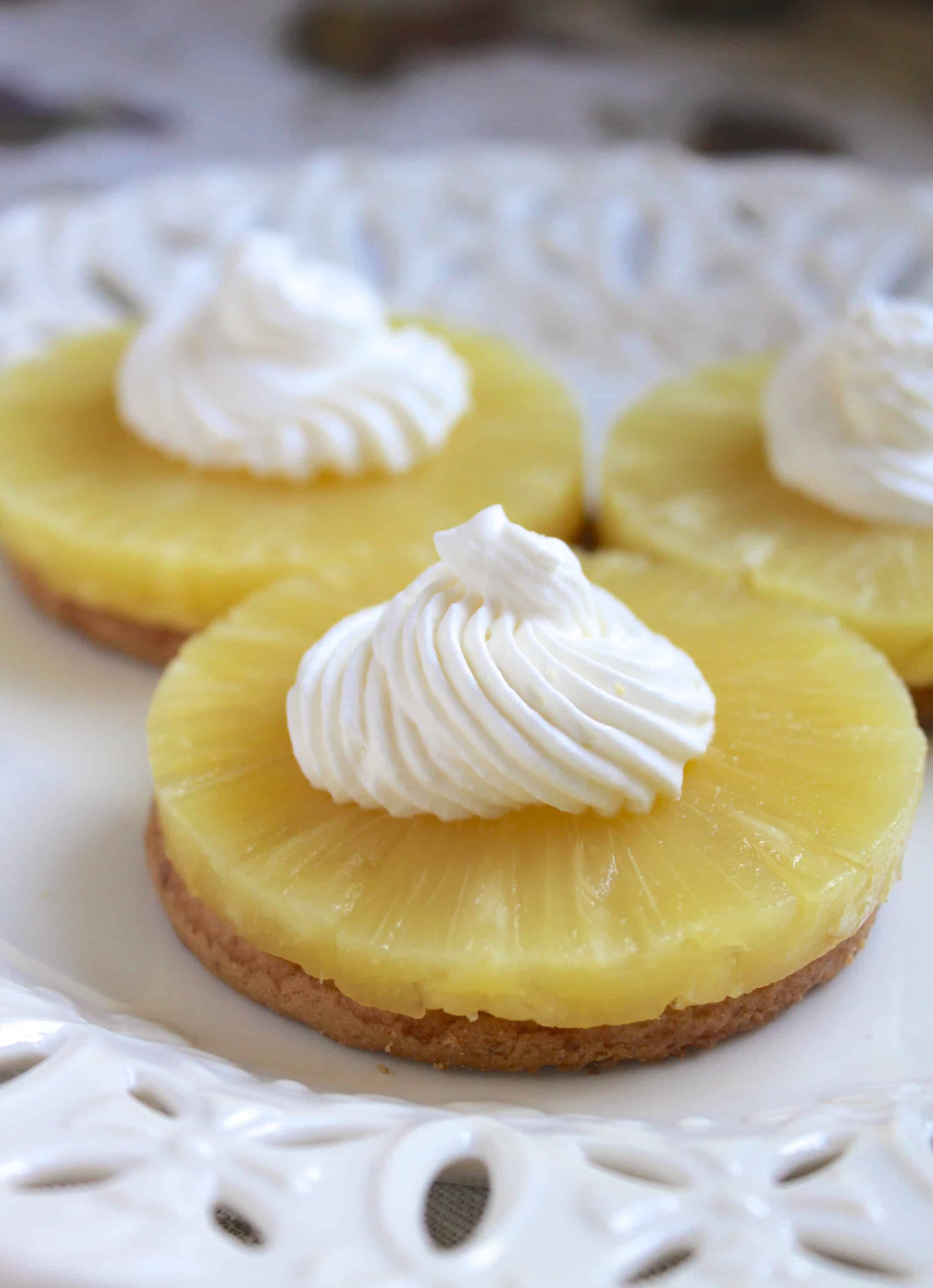 No-Bake Pineapple and Cream Dessert (Made with Cookies)