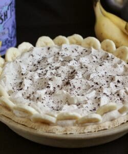 banoffee pie decorated with banana slices