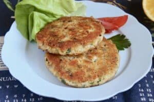 fish cakes made with fresh salmon
