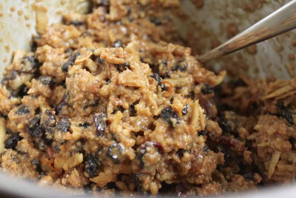 Puddingblandningen rörs om