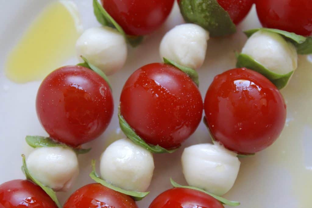 tomato, basil and mozzarella on sticks