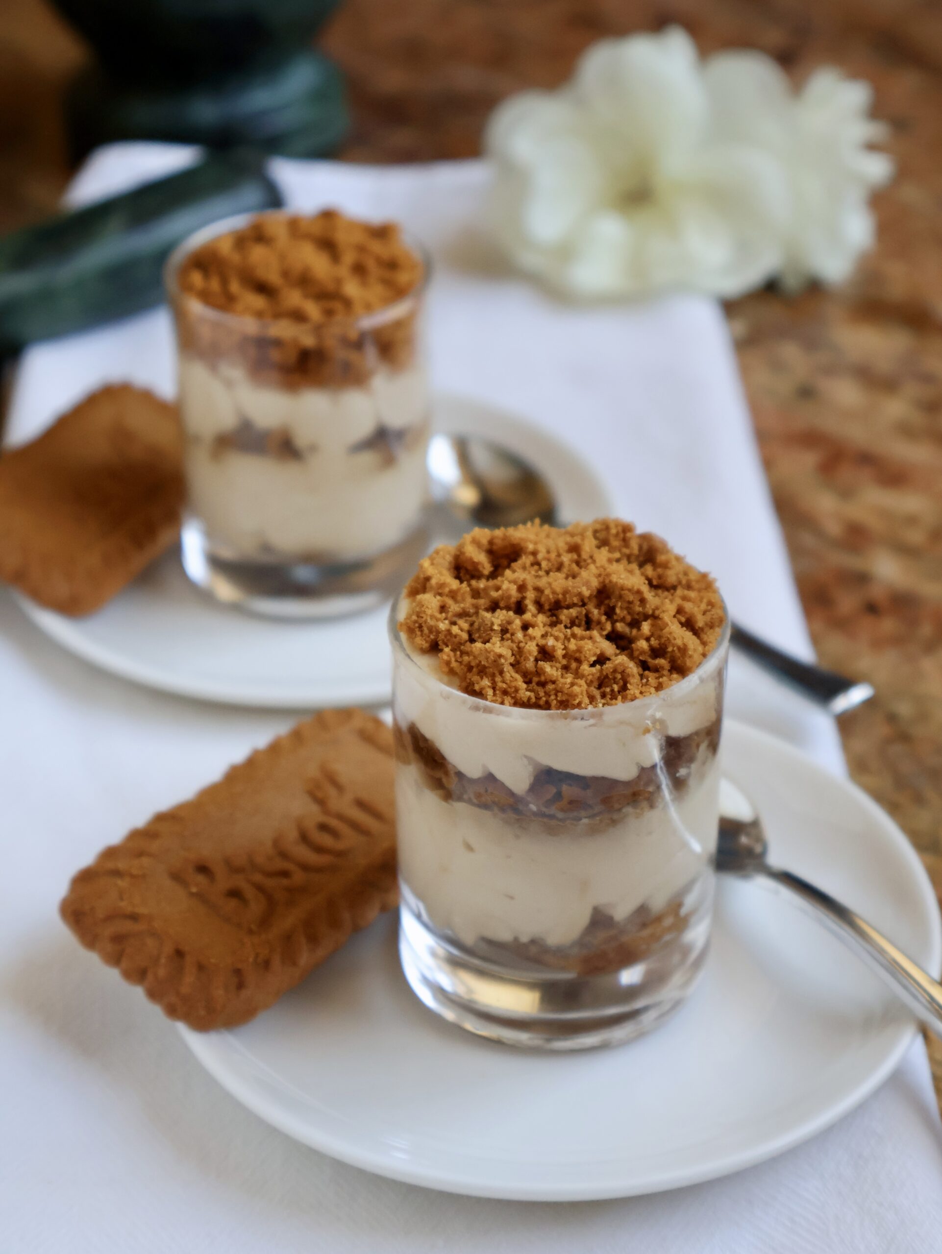 Biscoff tiramisu with cookies