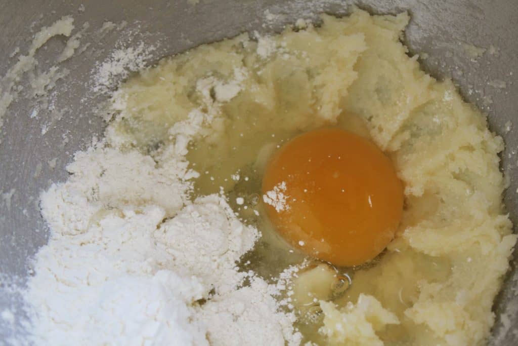 making Scottish Snowballs