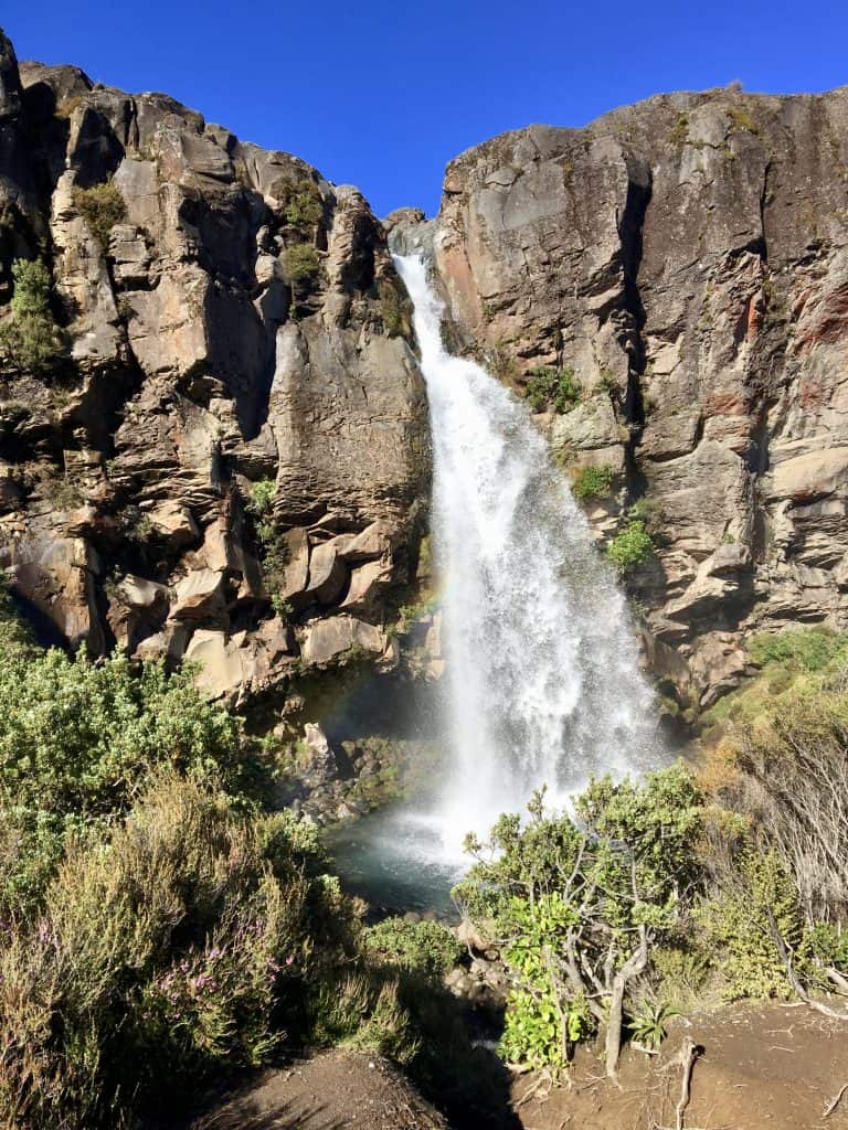 tongariro national park taranaki falls