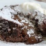 closeup lava cake