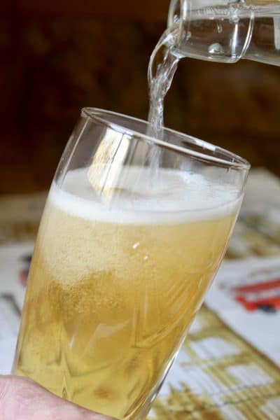 How to Make a Traditional British Shandy (the PROPER way) - Authentic ...