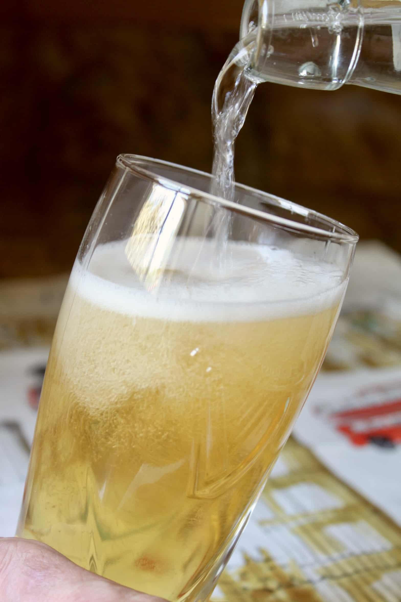 How to Make a Traditional British Shandy (the PROPER way) Christina's