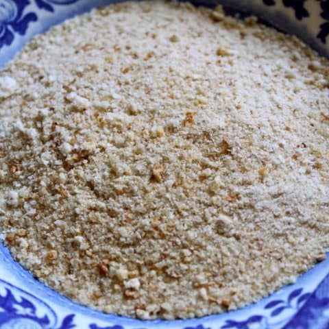Homemade Breadcrumbs, Two Ways: Fine and Panko Style