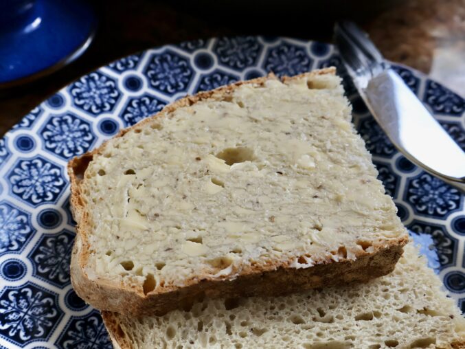 buttered bread