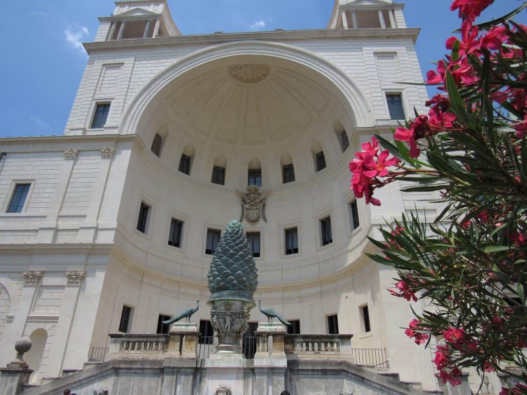 vatican courtyard