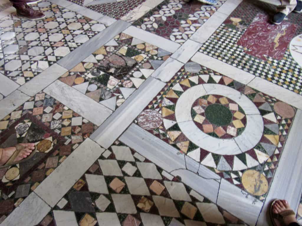 Raffaele room floor