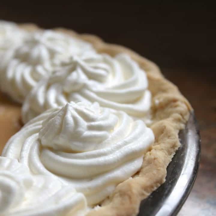 Banoffee Pie: A Simple, but Sensational Banana, Toffee and Fresh Cream Dessert!