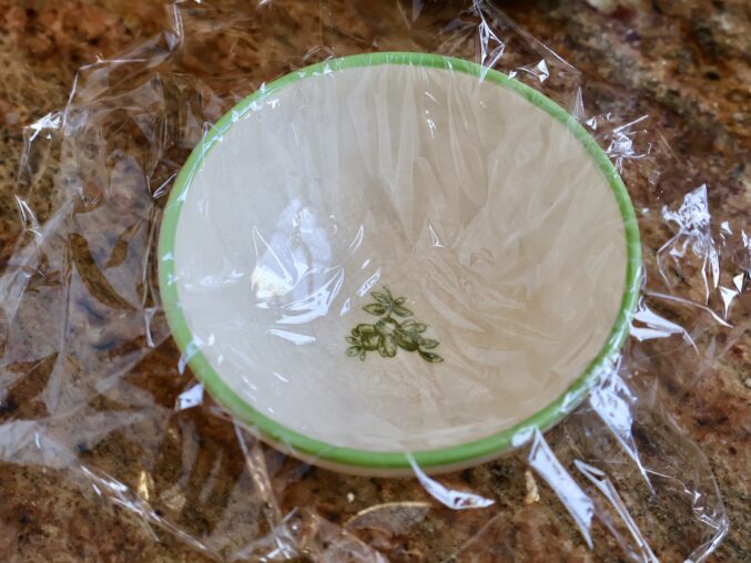 Lined bowl