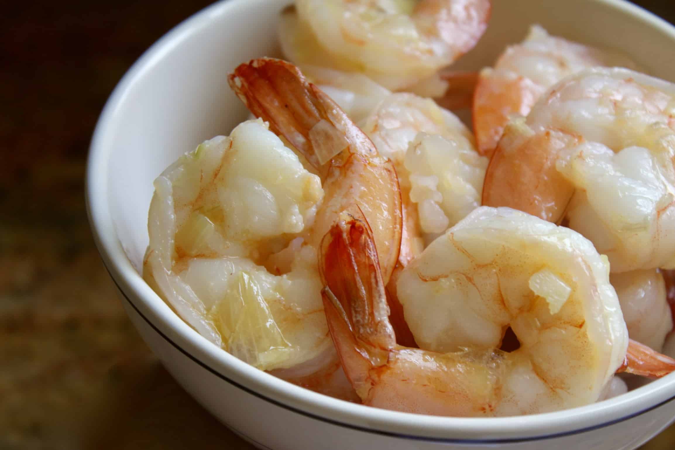 raw shrimp for shrimp spaghetti
