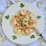 Shrimp fettuccine with cream and tomatoes