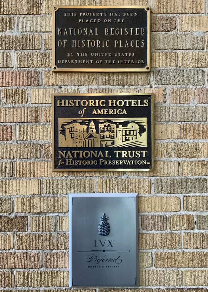 Peabody-plaques