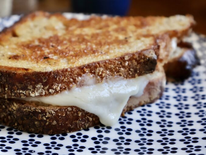 scamorza grilled cheese